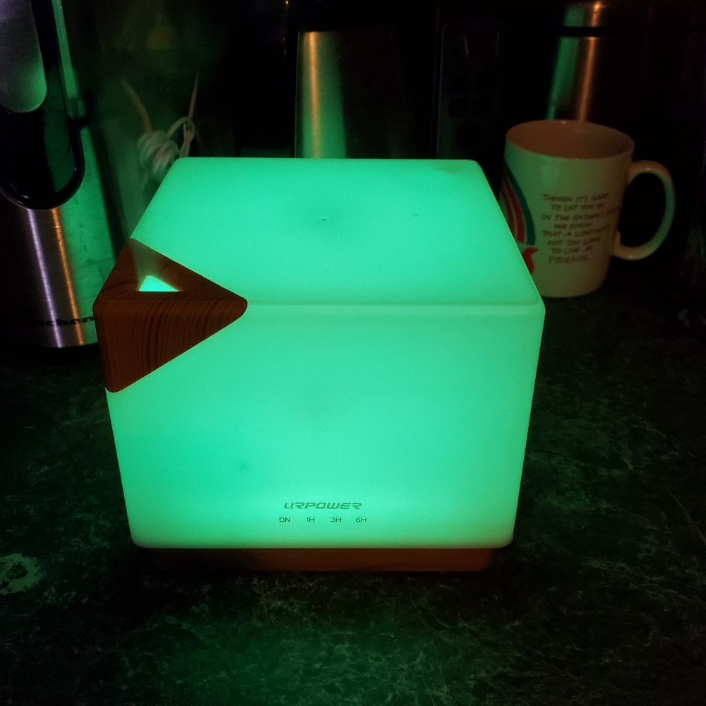 Essential OIL Diffuser - Picture 3 of 10